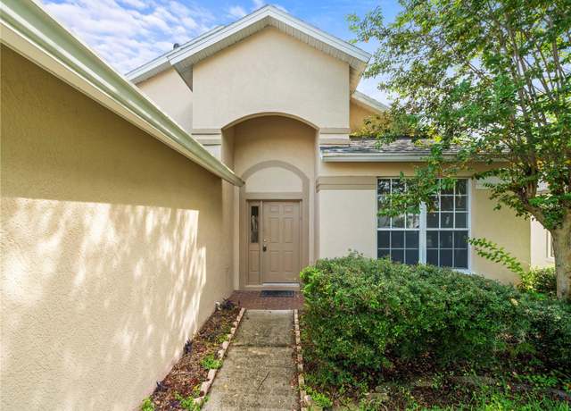 Property at 30638 Nickerson Loop, Wesley Chapel, FL 33543, 4 beds, 2 baths