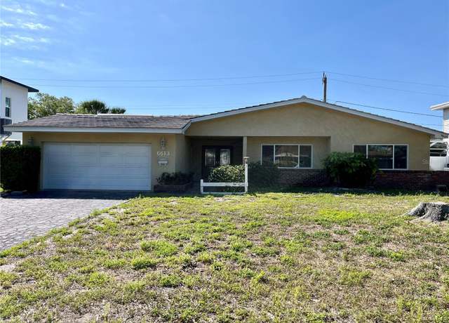Property at 6613 Blue Heron Dr S, St Petersburg, FL 33707, 2 beds, 2 baths