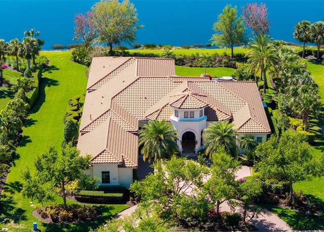 Property at 3153 Founders Club Dr, Sarasota, FL 34240, 4 beds, 4.5 baths