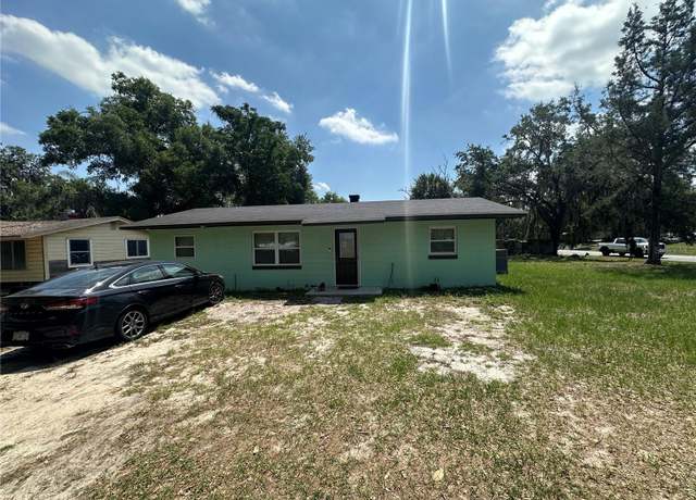 Property at 102 Harold St, Leesburg, FL 34748, 3 beds, 2 baths