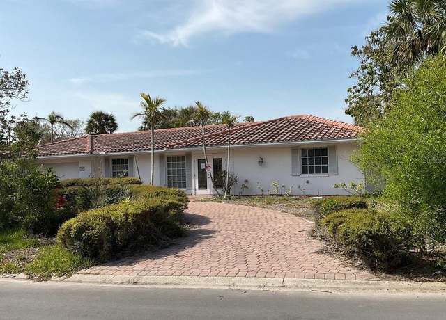 Property at 568 Venice Ln, Sarasota, FL 34242, 3 beds, 3 baths