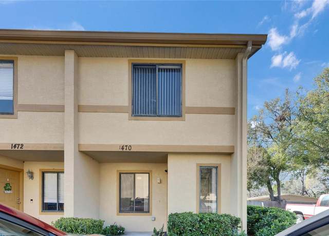 Property at 1470 Highland Ridge Cir, Brandon, FL 33510, 2 beds, 2.5 baths