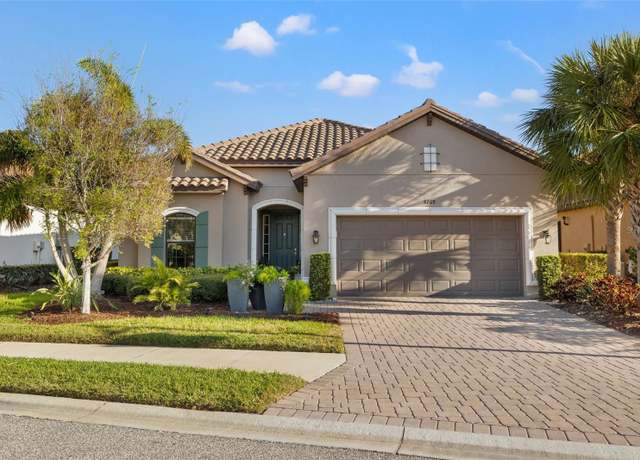 Property at 9708 Highland Park Pl, Palmetto, FL 34221, 3 beds, 3 baths