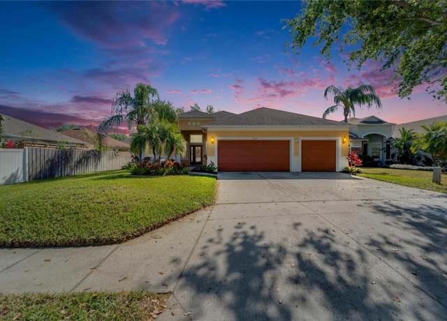 Property at 9504 Laurel Ledge Dr, Riverview, FL 33569, 4 beds, 3 baths