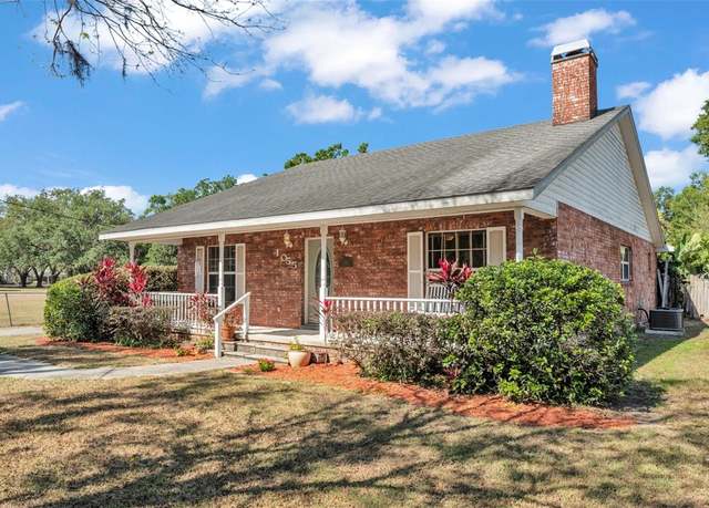Property at 1055 Sunset Ave, Bartow, FL 33830, 3 beds, 2 baths