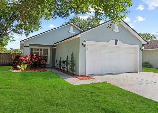 Property at 202 Twisting Trl, Orlando, FL 32825, 3 beds, 2 baths