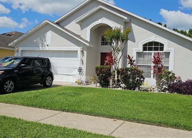 Property at 1019 Lake Berkley Dr, Kissimmee, FL 34746, 5 beds, 3 baths