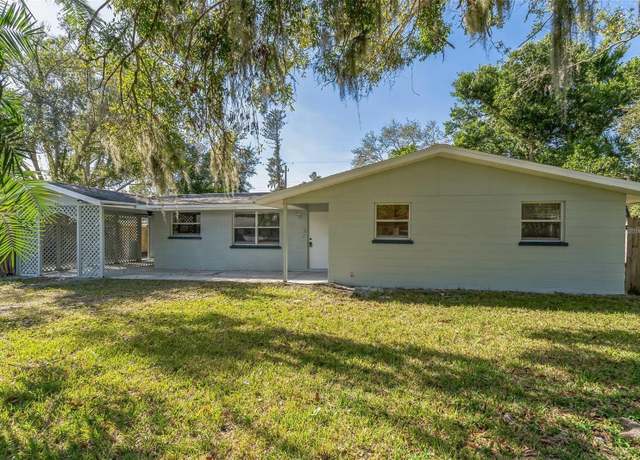 Property at 403 Pinewood Ave, Nokomis, FL 34275, 3 beds, 2 baths