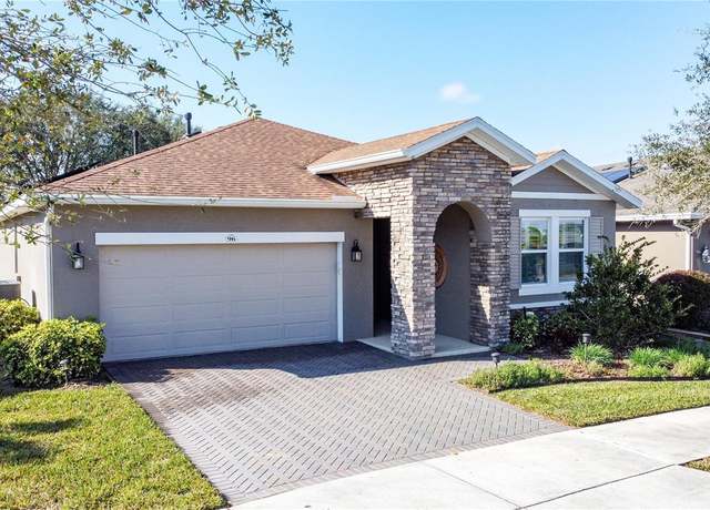 Property at 96 Silver Maple Rd, Groveland, FL 34736, 2 beds, 2.5 baths