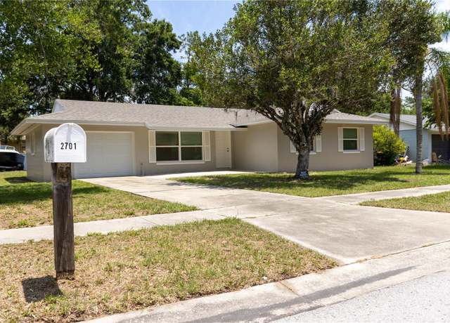 Property at 2701 S Dellwood Dr, Eustis, FL 32726, 3 beds, 2 baths