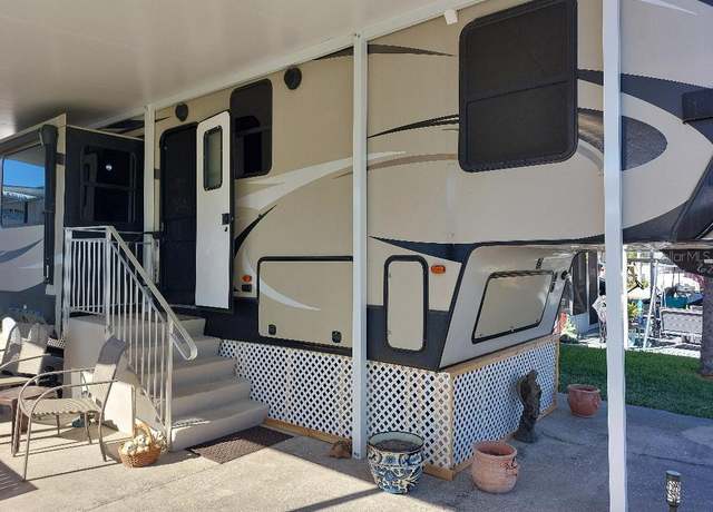 Property at 6688 SE 55th Ln #6688, Okeechobee, FL 34974, 1 bed, 1 bath