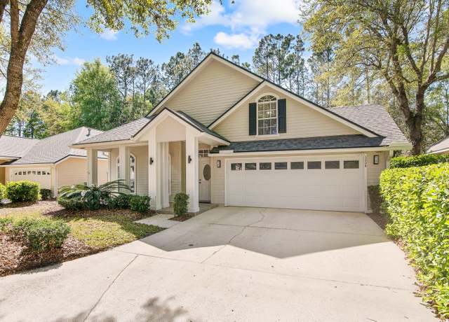 Property at 3004 SW 98th Way, Gainesville, FL 32608, 4 beds, 2 baths