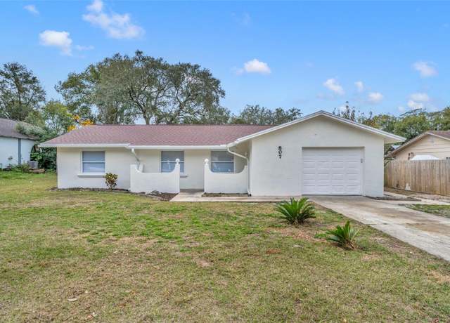 Property at 807 Vercelli St, Deltona, FL 32725, 4 beds, 2 baths