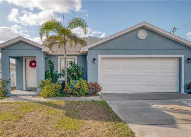 Property at 316 Bennett St, Auburndale, FL 33823, 3 beds, 2 baths