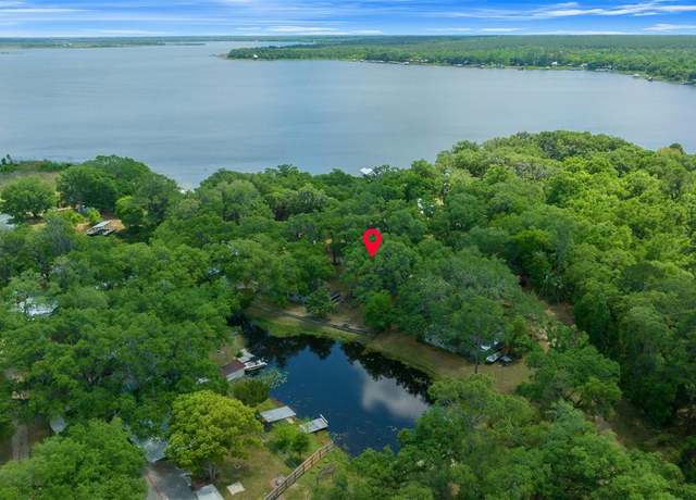 Property at 14190 NE 209th Ct, Fort Mc Coy, FL 32134, 4 beds, 3 baths