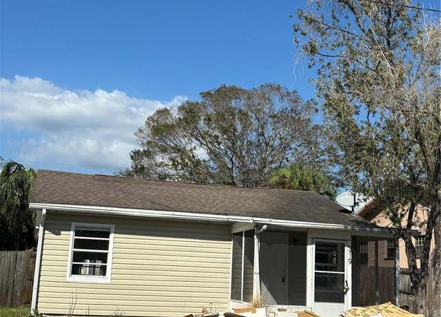 Property at 319 80th Ave NE, St Petersburg, FL 33702, 3 beds, 1 bath