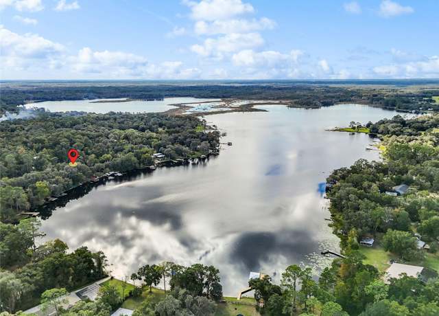 Property at 115 Jim Smith Dr, Hawthorne, FL 32640, 3 beds, 2 baths