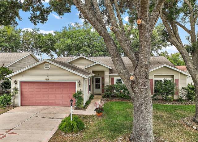 Property at 25333 River Crest Dr, Leesburg, FL 34748, 3 beds, 2 baths