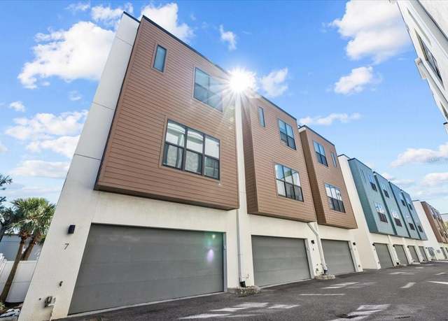 Property at 4810 W Mcelroy Ave #7, Tampa, FL 33611, 2 beds, 2.5 baths