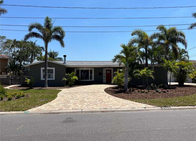Property at 2100 Dolphin Blvd S, St Petersburg, FL 33707, 3 beds, 2 baths