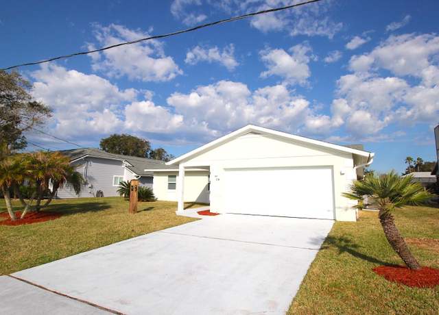 Property at 19 Cedarfield Ct, Palm Coast, FL 32137, 3 beds, 2 baths