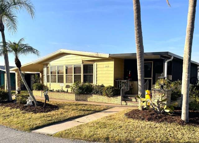 Property at 262 Mariner Dr, North Port, FL 34287, 2 beds, 2 baths