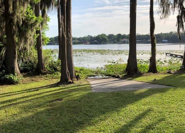 Property at 22129 Carson Dr, Land O Lakes, FL 34639, 4 beds, 2.5 baths