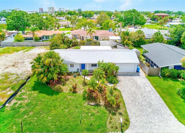 Property at 3928 E Eden Roc Cir, Tampa, FL 33634, 3 beds, 2 baths
