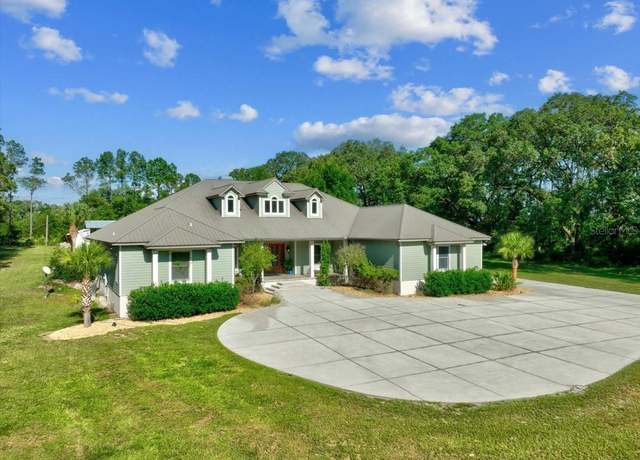Property at 8460 SW County Road 307, Trenton, FL 32693, 4 beds, 4 baths