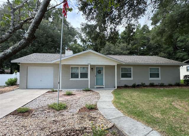 Property at 2311 NE 42nd St, Ocala, FL 34479, 3 beds, 2 baths