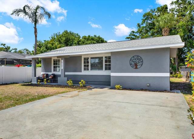 Property at 5721 12th Ave S, Gulfport, FL 33707, 3 beds, 2 baths