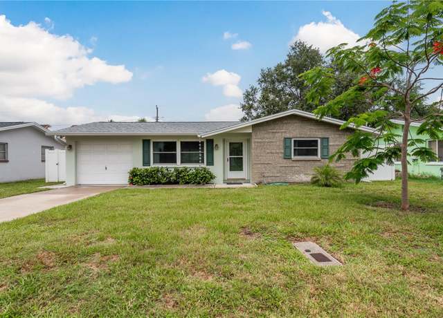Property at 2020 Douglas Ave, Dunedin, FL 34698, 2 beds, 1.5 baths