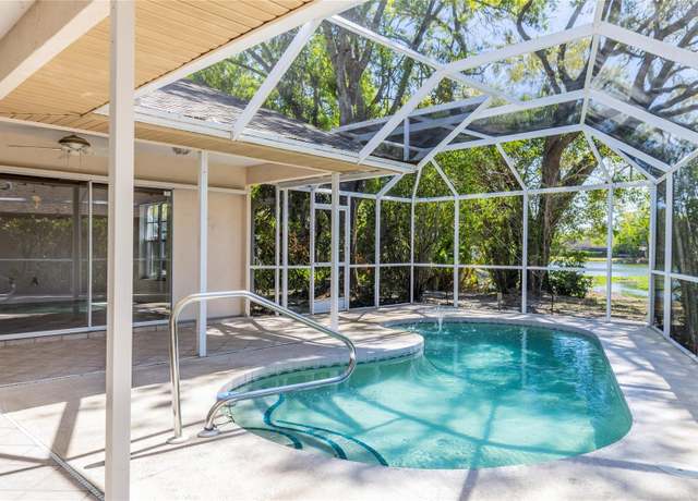 Property at 3391 Crystal Lakes Ct, Sarasota, FL 34235, 3 beds, 2 baths
