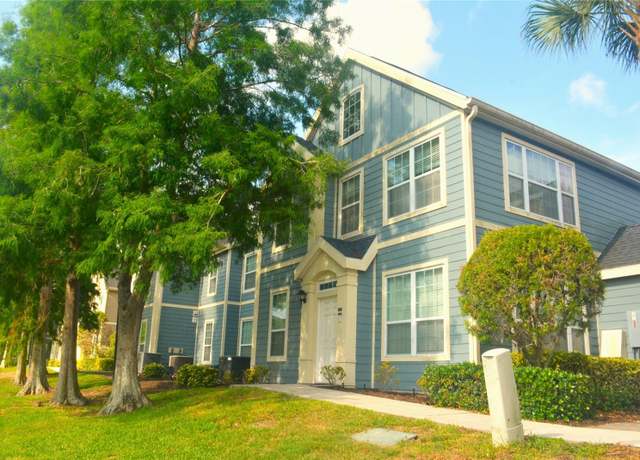 Property at 5681 Bidwell Pkwy #104, Sarasota, FL 34233, 3 beds, 2 baths