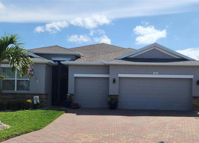 Property at 3986 Bedford Ave, Winter Haven, FL 33884, 4 beds, 3 baths