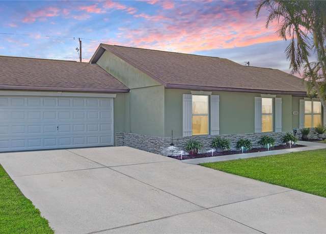 Property at 1406 14th Street Ct W, Palmetto, FL 34221, 3 beds, 2 baths