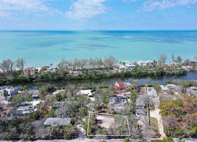 Property at 8504 Heron Lagoon Cir, Sarasota, FL 34242