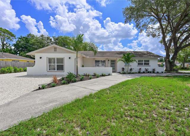 Property at 412 Bailey Rd, Sarasota, FL 34237, 4 beds, 2 baths
