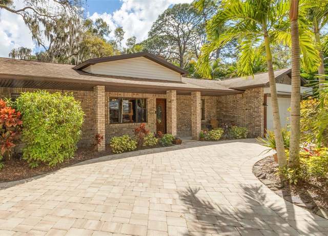 Property at 570 Acacia Ave, Melbourne, FL 32904, 3 beds, 1.5 baths