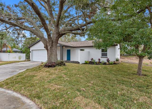 Property at 1399 Grapeleaf Ct, Tarpon Springs, FL 34689, 2 beds, 2 baths