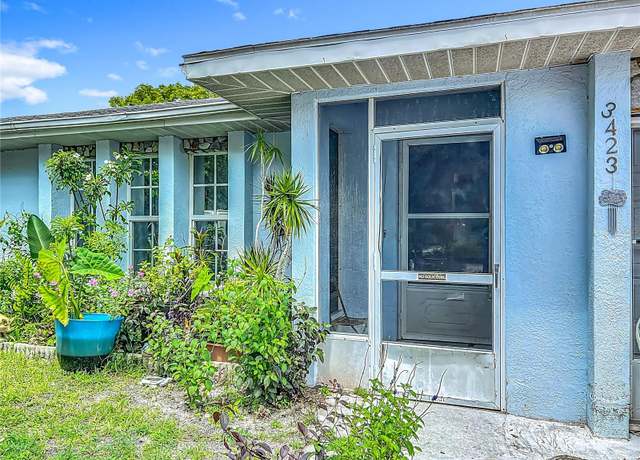 Property at 3423 29th Street Ct E, Bradenton, FL 34208, 3 beds, 2 baths