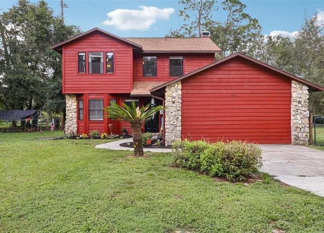 Property at 3040 Griffin View Dr, Lady Lake, FL 32159, 3 beds, 2.5 baths