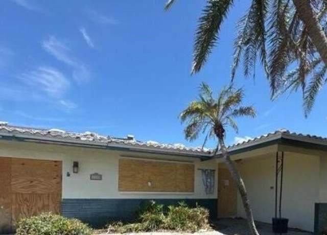 Property at 2400 S Shore Dr SE, St Petersburg, FL 33705, 3 beds, 2 baths