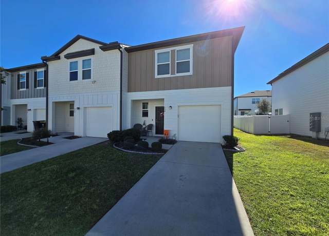 Property at 604 Madison Dr, Davenport, FL 33837, 3 beds, 2.5 baths