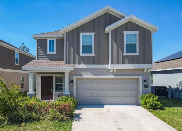 Property at 942 Jackson Ave, Davenport, FL 33837, 4 beds, 2.5 baths