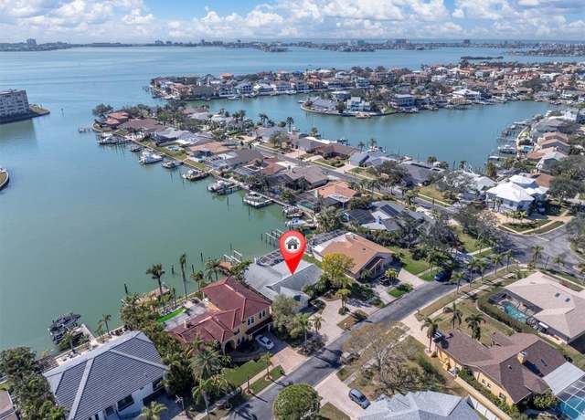 Property at 5836 Skimmer Point Blvd S, Gulfport, FL 33707, 3 beds, 2 baths