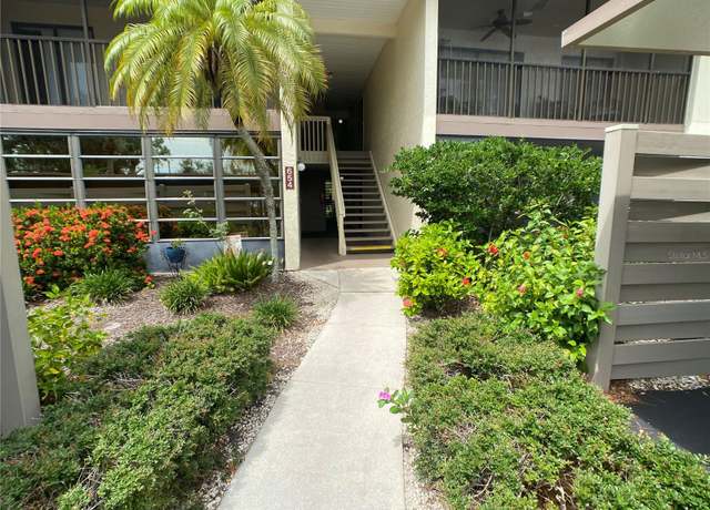 Property at 654 Bird Bay Dr E #106, Venice, FL 34285, 2 beds, 2 baths