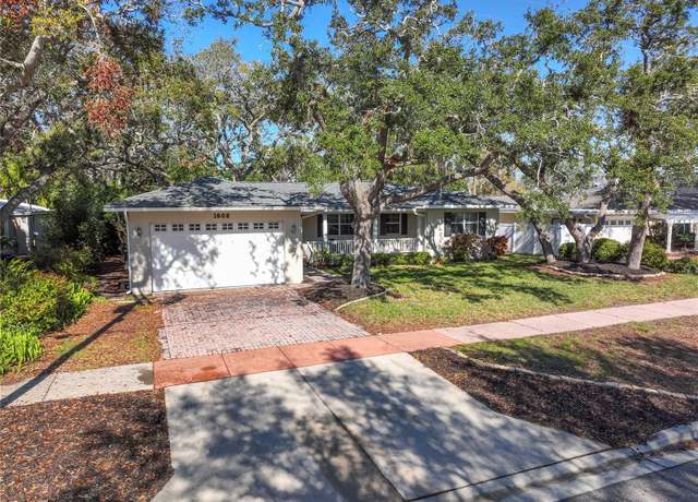Property at 1608 Pinellas Rd, Belleair, FL 33756, 4 beds, 3 baths
