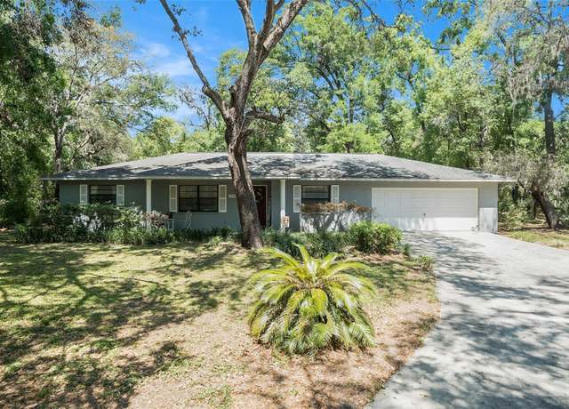 Property at 39029 Ruann Ct, Zephyrhills, FL 33540, 3 beds, 2 baths