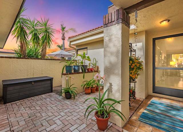 Property at 5343 Huntingwood Ct #33, Sarasota, FL 34235, 2 beds, 2 baths